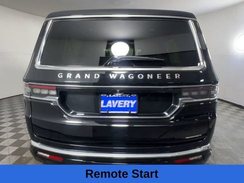 Used 2024 Jeep Grand Wagoneer L Series III AWD/4WD image 10