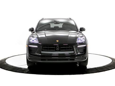 New 2026 Porsche Macan AWD/4WD image 10