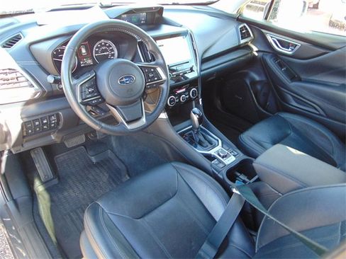 Used 2021 Subaru Forester Touring image 11