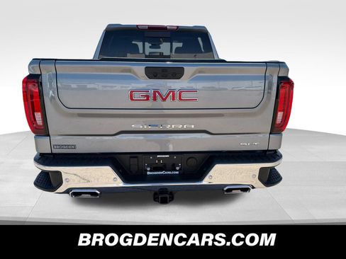 New 2026 GMC Sierra 1500 SLT w/ SLT Premium Package AWD/4WD image 7
