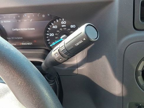 Used 2024 Ford E-450 and Econoline 450 Super Duty w/ Driver's Safety Package image 13