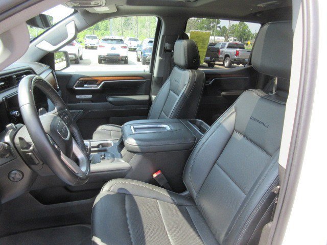 Used 2022 GMC Sierra 1500 Denali w/ Technology Package AWD/4WD image 16