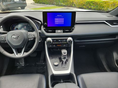 Certified 2024 Toyota RAV4 XSE AWD/4WD image 17