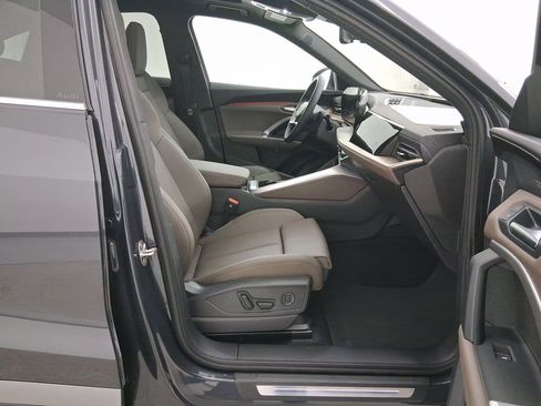 New 2025 Audi Q5 Premium Plus image 30