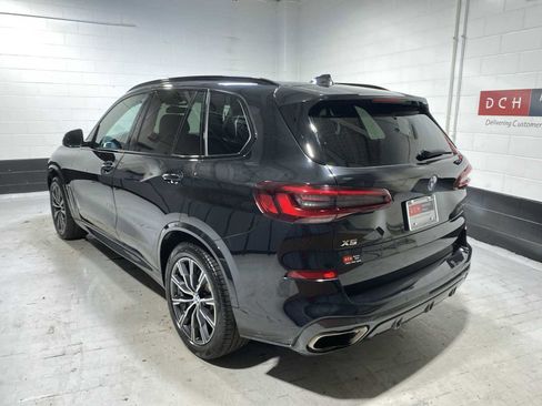 Used 2020 BMW X5 M50i image 4