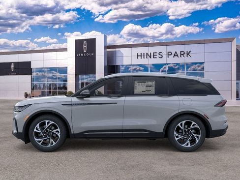 New 2026 Lincoln Nautilus Premier w/ Equipment Group 102A AWD/4WD image 2