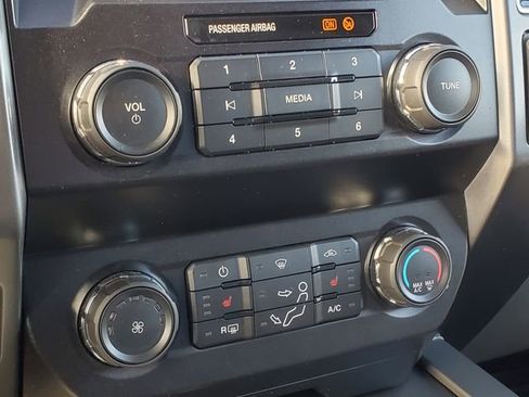 Certified 2019 Ford F250 XLT w/ XLT Premium Package image 17