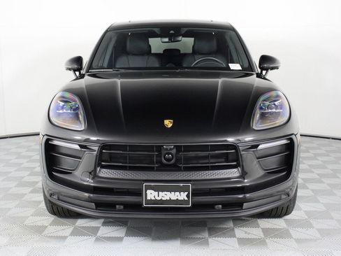 Certified 2026 Porsche Macan AWD/4WD image 10