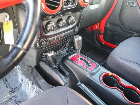 Used 2015 Jeep Wrangler Unlimited Sport w/ Quick Order Package 24S image 20