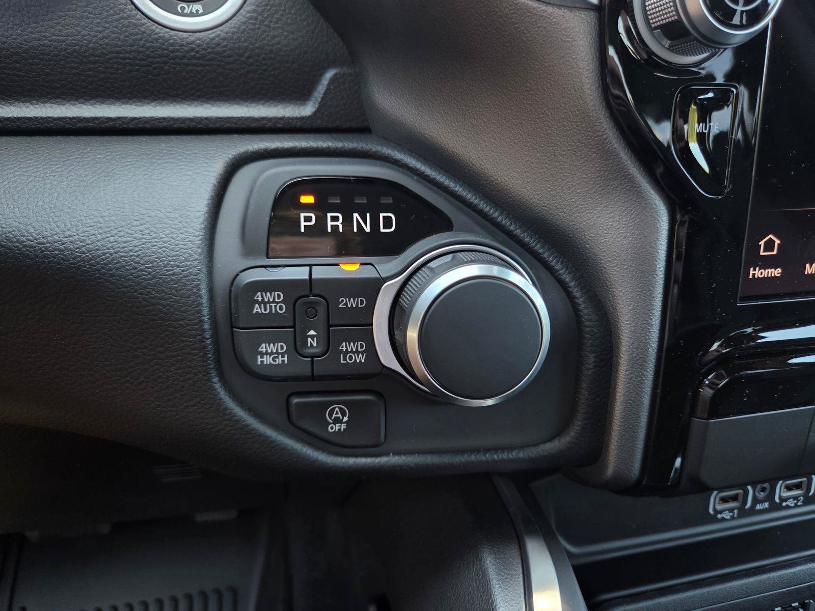 New 2026 RAM 1500 Big Horn AWD/4WD image 11