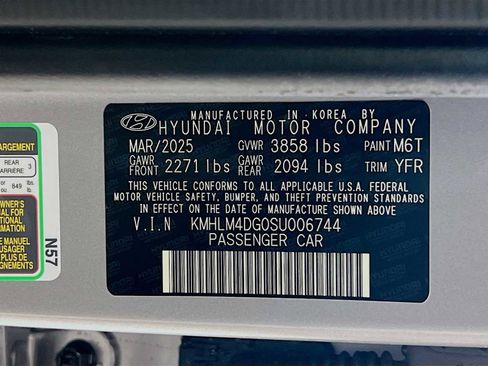 Certified 2025 Hyundai Elantra Sport image 30