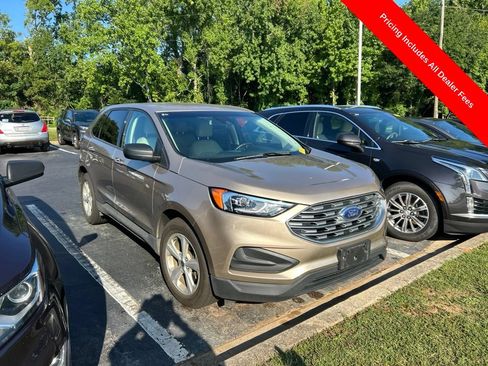Used 2020 Ford Edge SE FWD image 1