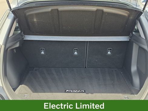 Used 2023 Hyundai Kona Limited FWD image 22