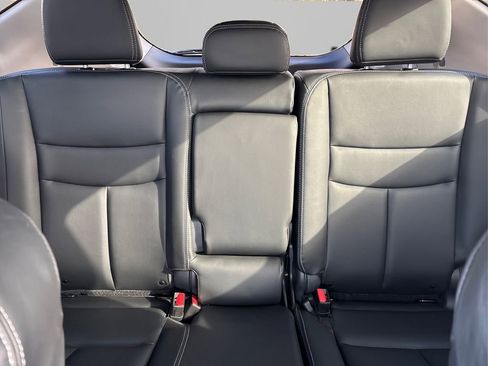 Used 2024 Nissan Murano SV image 18