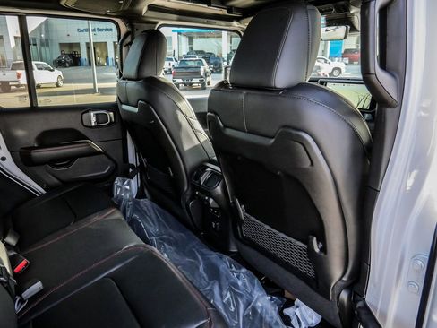 New 2026 Jeep Wrangler Unlimited Rubicon 392 image 25