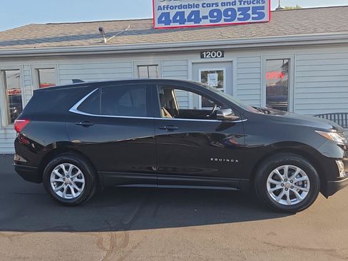Used 2019 Chevrolet Equinox LT FWD image 2