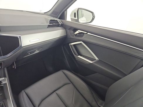 Certified 2025 Audi Q3 2.0T Premium Plus w/ Premium Plus Package image 42