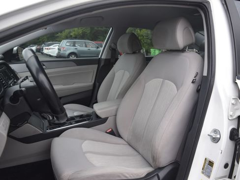 Used 2016 Hyundai Sonata SE FWD image 5