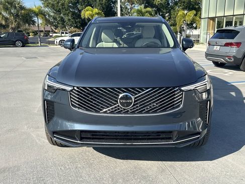 New 2026 Volvo XC90 B6 Ultra w/ Protection Package image 3