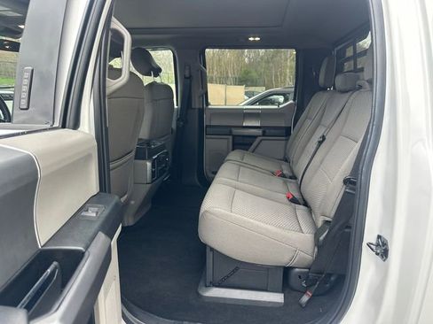 Used 2021 Ford F350 XLT w/ XLT Premium Package AWD/4WD image 13