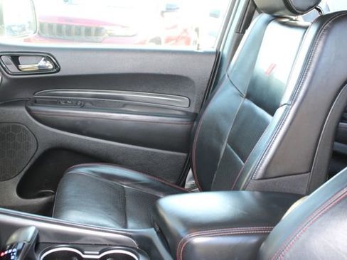 Used 2024 Dodge Durango GT image 27