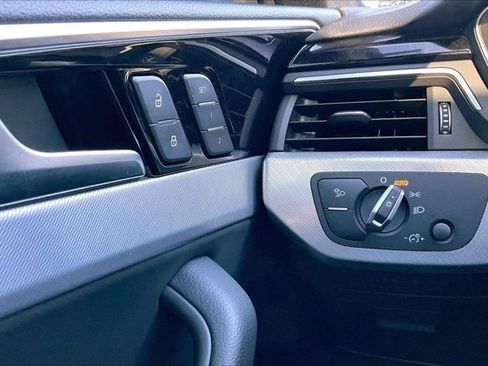 Used 2025 Audi A5 2.0T Premium Plus image 16