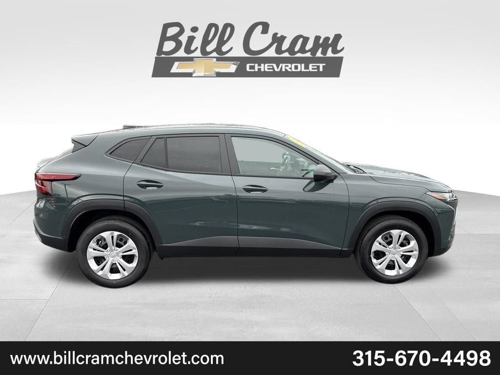 New 2026 Chevrolet Trax LS FWD image 31