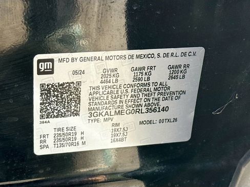 Used 2024 GMC Terrain SLE w/ Driver Convenience Package image 30