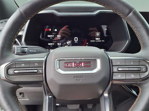 Certified 2026 GMC Canyon AT4 w/ AT4 Premium Package AWD/4WD image 21