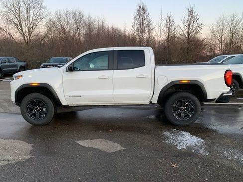 New 2025 GMC Canyon Elevation w/ Convenience Package image 7