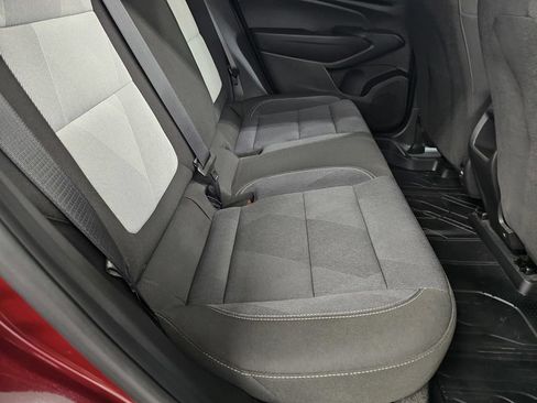 Used 2024 Chevrolet Trax LS w/ LS Convenience Package FWD image 24