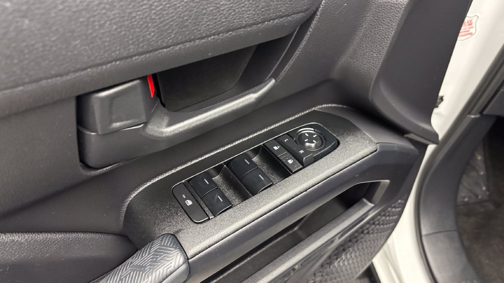 Used 2025 Toyota 4Runner SR5 AWD/4WD image 16