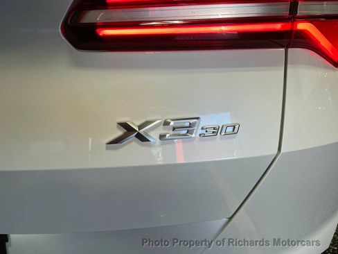 Used 2025 BMW X3 xDrive30i AWD/4WD image 8