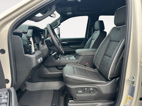 New 2026 GMC Sierra 2500 AT4X w/ LPO, Black Badging Package image 15