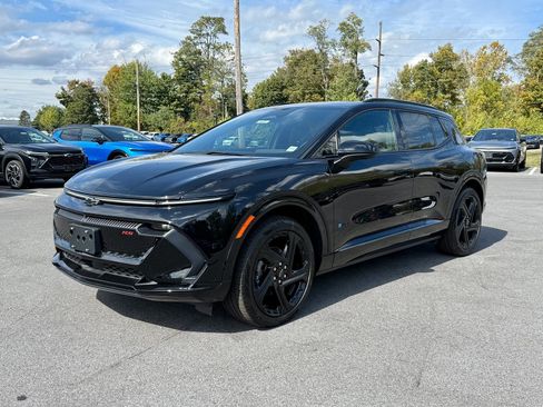 New 2025 Chevrolet Equinox EV RS image 3