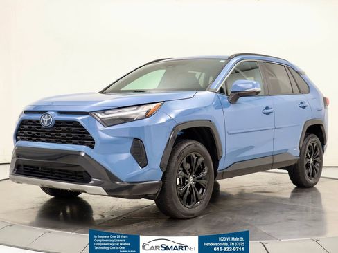 Used 2022 Toyota RAV4 SE w/ Convenience Package image 1