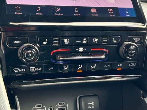 New 2025 Jeep Grand Cherokee Limited image 21