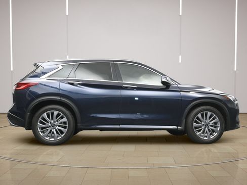 Used 2025 INFINITI QX50 Luxe AWD/4WD image 26