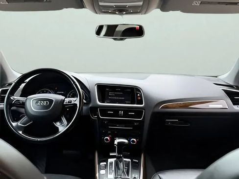 Used 2016 Audi Q5 2.0T Premium Plus w/ Technology Package AWD/4WD image 27
