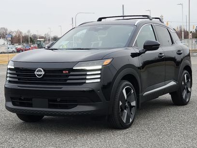 New 2025 Nissan Kicks SR w/ Illumination Package