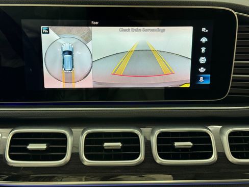 Used 2021 Mercedes-Benz GLE 350 w/ Premium Package image 32