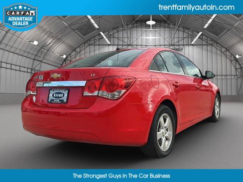 Used 2016 Chevrolet Cruze LT image 12