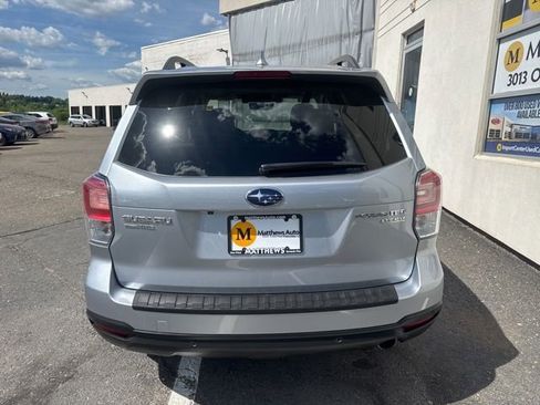 Used 2017 Subaru Forester 2.5i Limited AWD/4WD image 4
