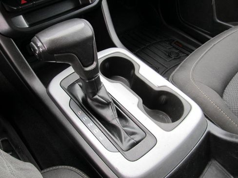 Used 2019 Chevrolet Colorado LT image 61