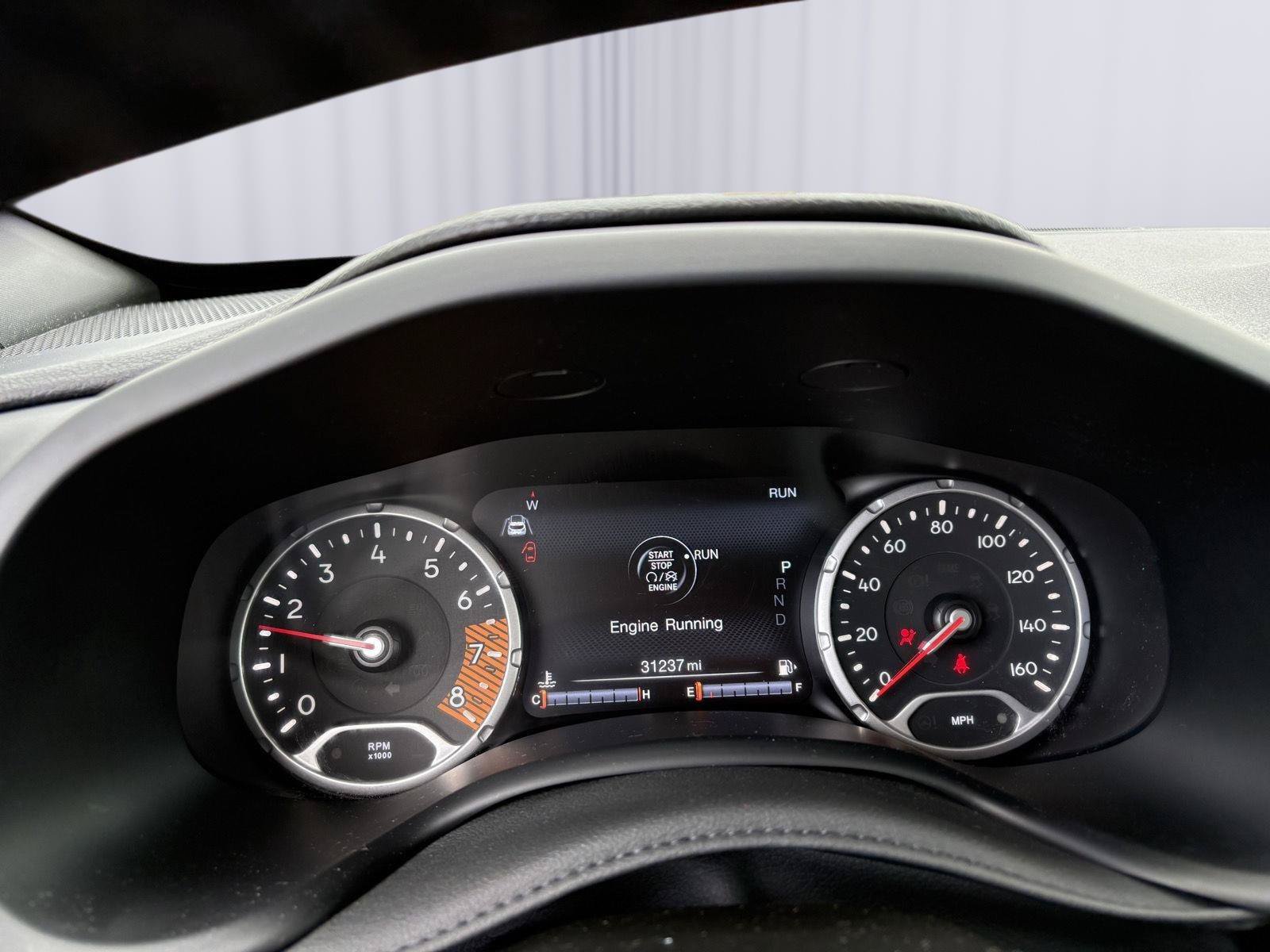 Used 2022 Jeep Renegade Limited AWD/4WD image 27