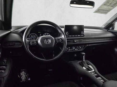 Used 2024 Honda HR-V Sport image 19