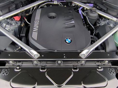 Used 2026 BMW X5 xDrive40i w/ M Sport Package image 15
