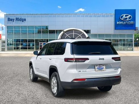 Used 2023 Jeep Grand Cherokee L Limited AWD/4WD image 10