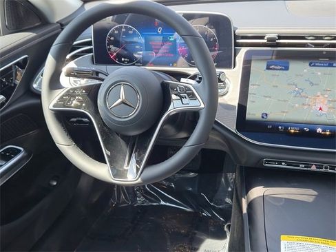Certified 2025 Mercedes-Benz E 350 4MATIC Sedan image 12