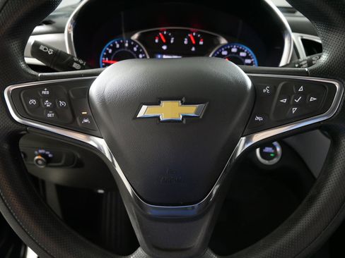 Used 2024 Chevrolet Equinox LS w/ LS Convenience Package image 25